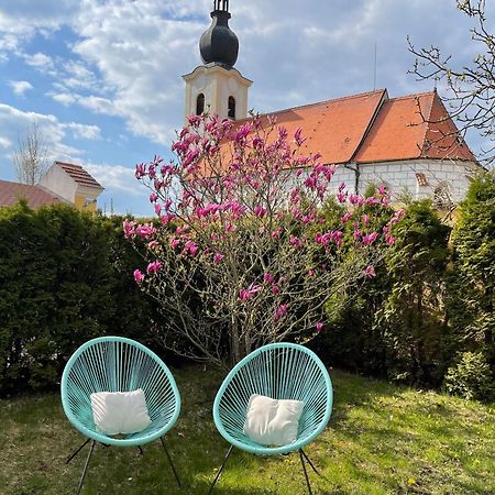 Apartament Historicky Dum U Lazni Trzeboń Zewnętrze zdjęcie