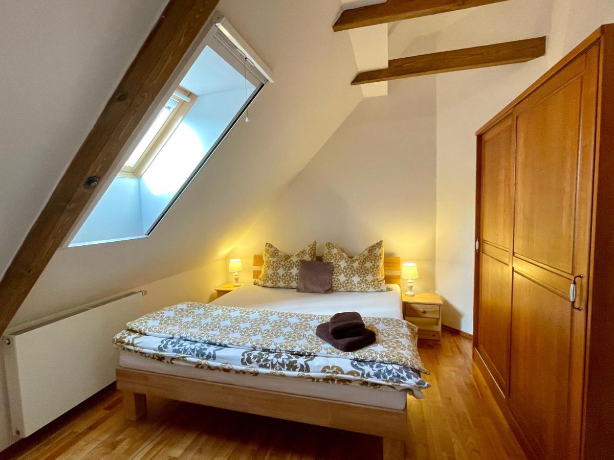 Apartament Historicky Dum U Lazni Trzeboń Zewnętrze zdjęcie