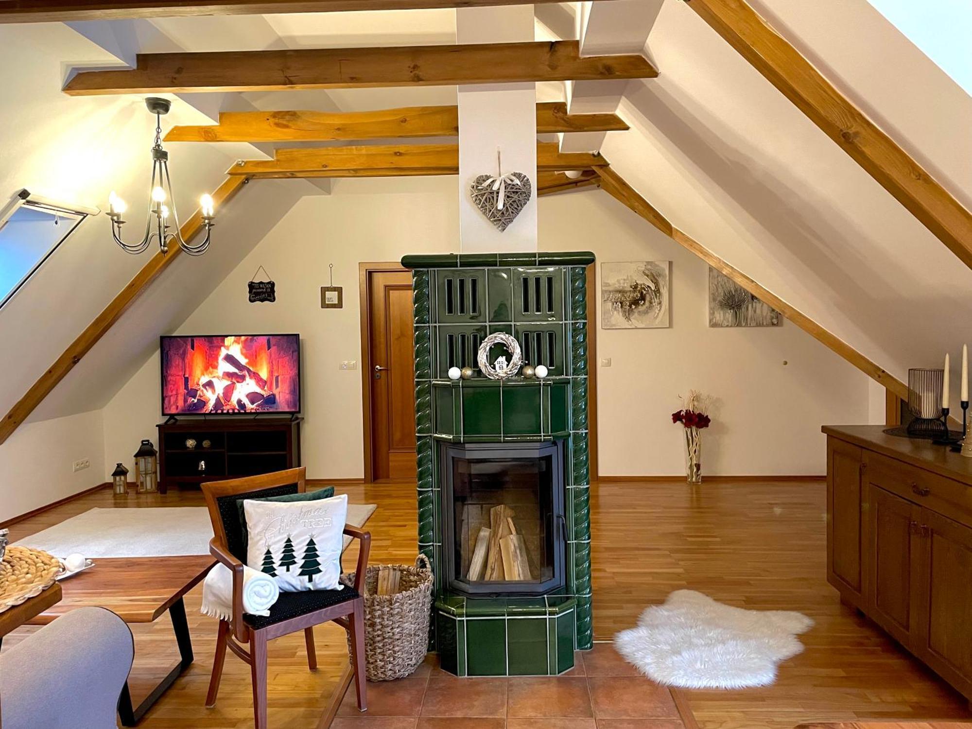 Apartament Historicky Dum U Lazni Trzeboń Zewnętrze zdjęcie