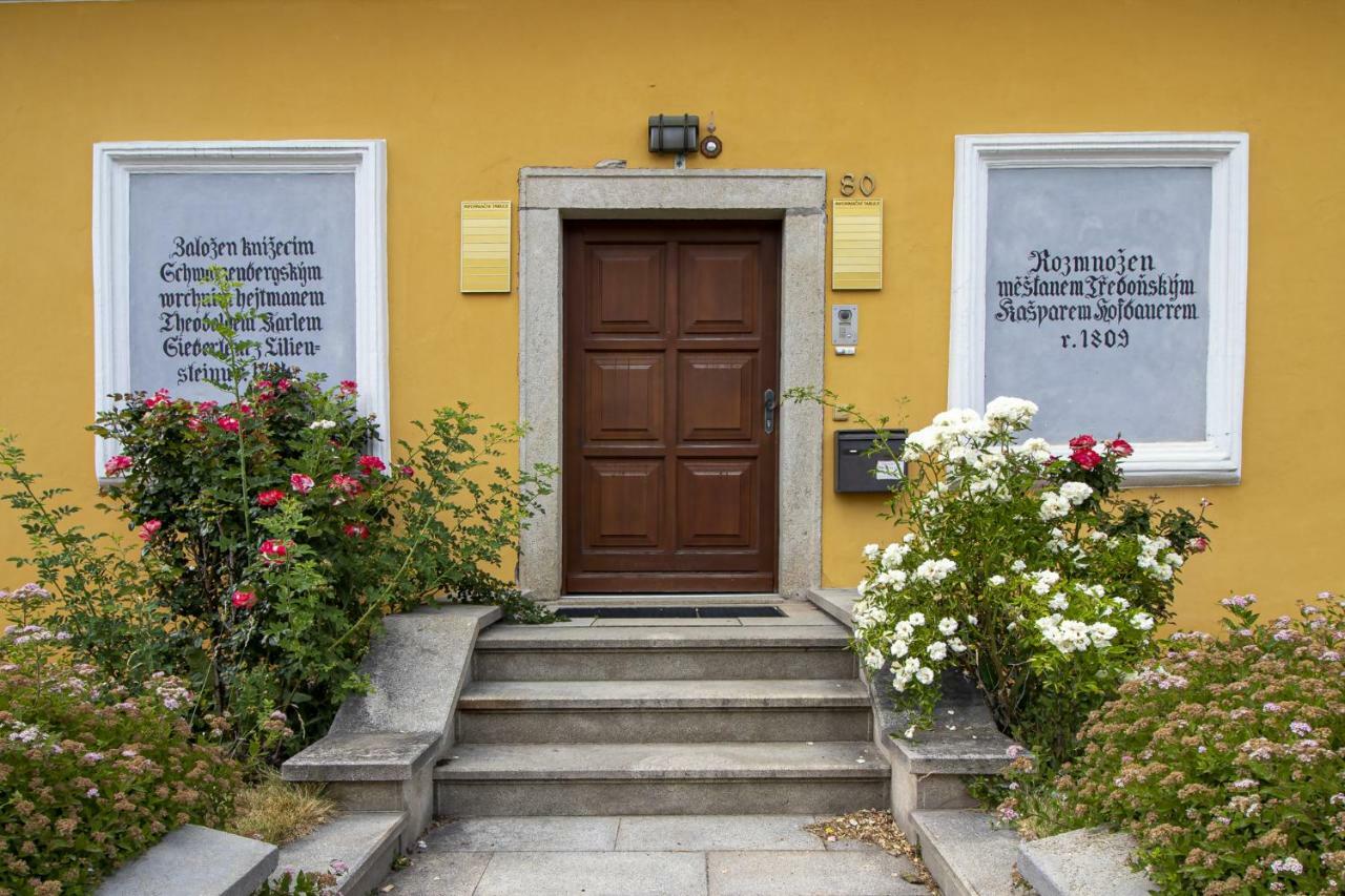 Apartament Historicky Dum U Lazni Trzeboń Zewnętrze zdjęcie