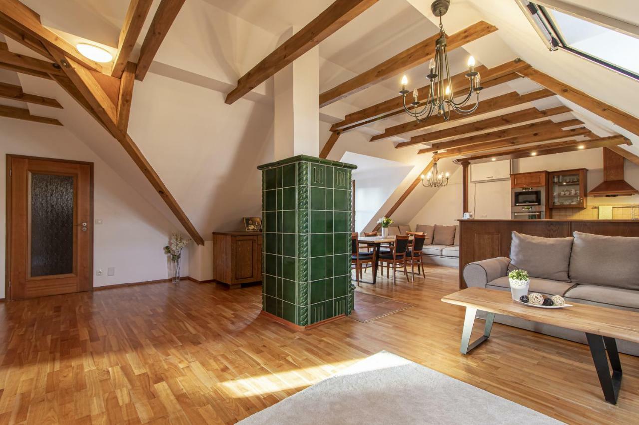 Apartament Historicky Dum U Lazni Trzeboń Zewnętrze zdjęcie